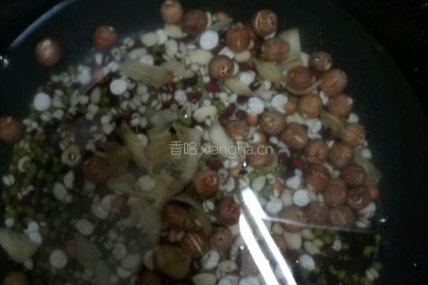 杂粮糖水的做法图解2