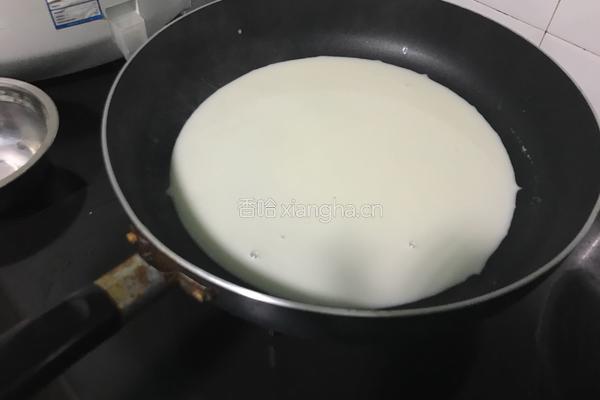 榴莲慕斯蛋糕的做法图解3