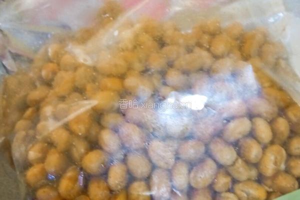 拼盘三色香酥豆的做法图解1