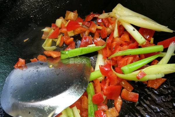 儿童版鱿鱼丝炒肉的做法图解4