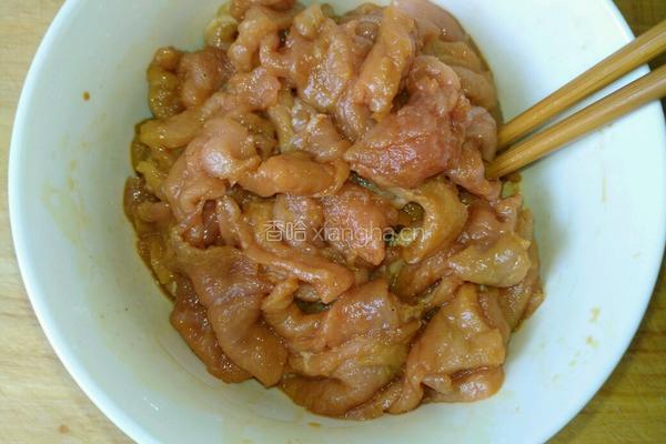 仔姜肉片的做法图解2