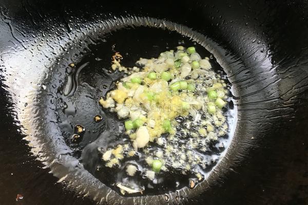 咸鱼茄子煲的做法图解4