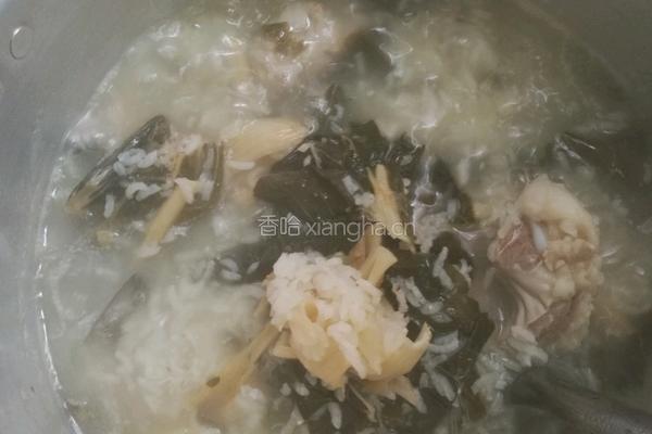 排骨菜干粥的做法图解14