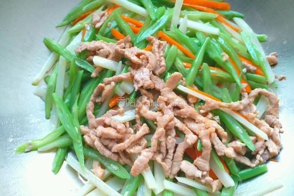 豆角土豆炒肉丝的做法图解10