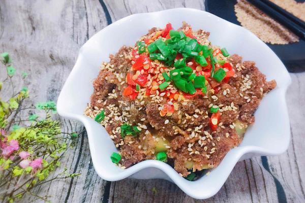 粉蒸土豆的做法图解1