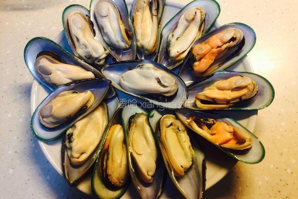 奶油蘑菇汁青口贝的做法图解1