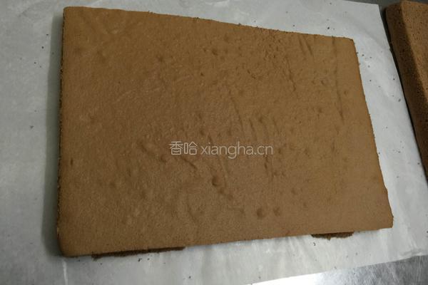 巧克力草莓卷的做法图解6