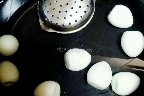 卤鹌鹑蛋的做法图解4