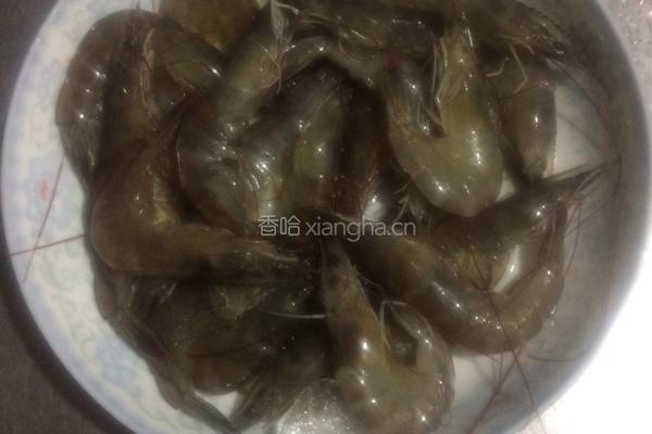 黄骨鱼基围虾豆腐汤的做法图解3