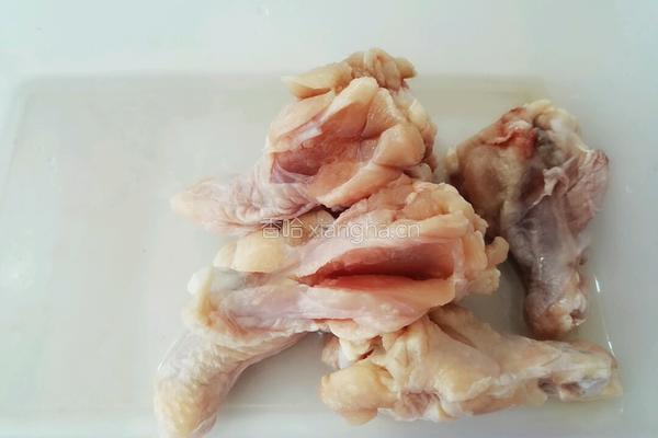 脆鳞鸡翅根的做法图解2