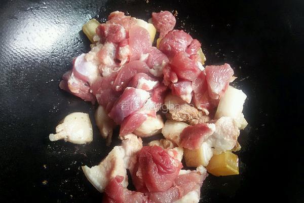 冬瓜红烧肉的做法图解2