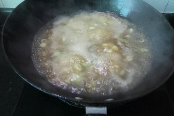 老屋私房菜 芸豆骨汤打卤面的做法图解3