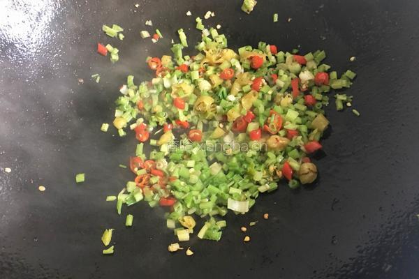 香辣鸡杂碎的做法图解12