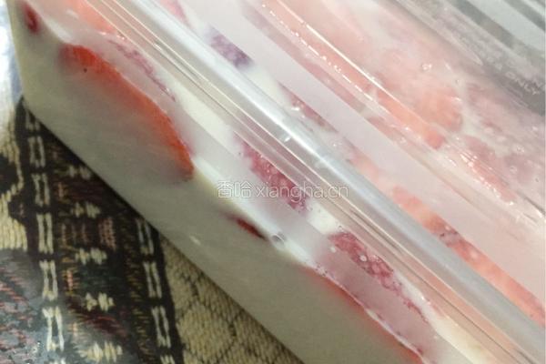 草莓牛奶布丁的做法图解7