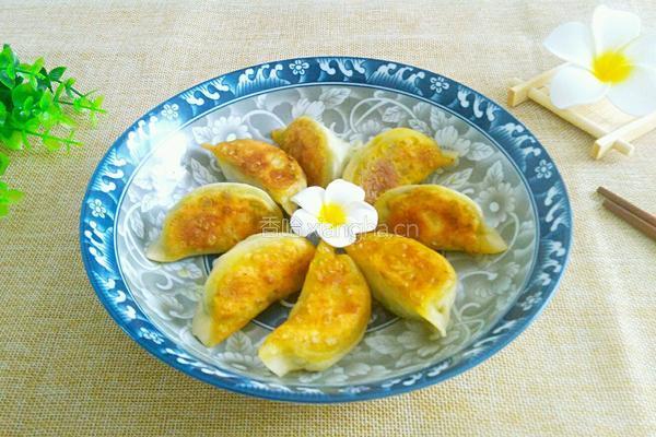 煎饺的做法图解19