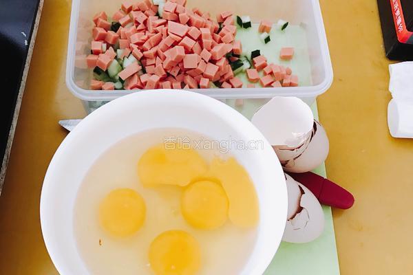 黄金蛋炒饭的做法图解2