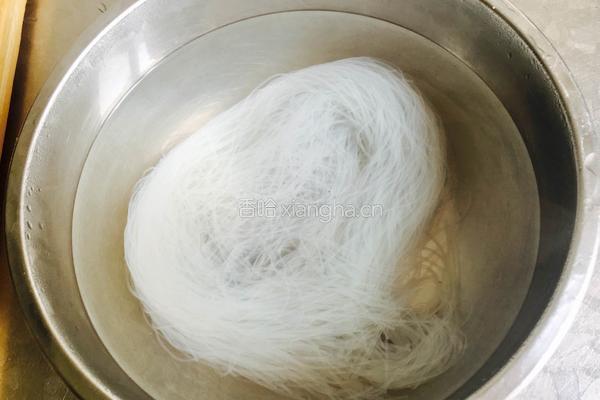 菠菜拌粉丝的做法图解3