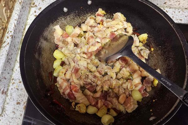 苦瓜烧肉的做法图解3
