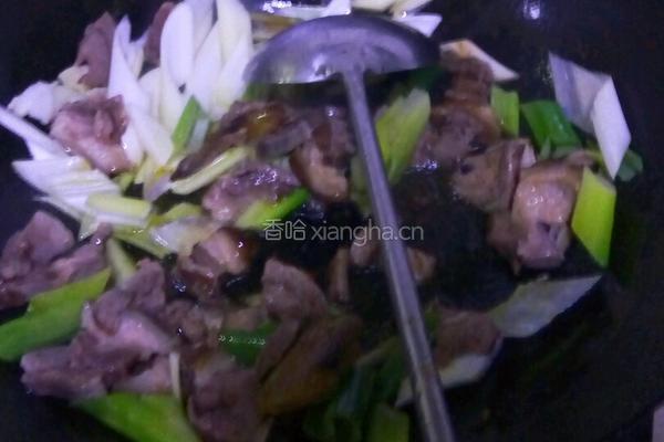 葱爆狗肉的做法图解7