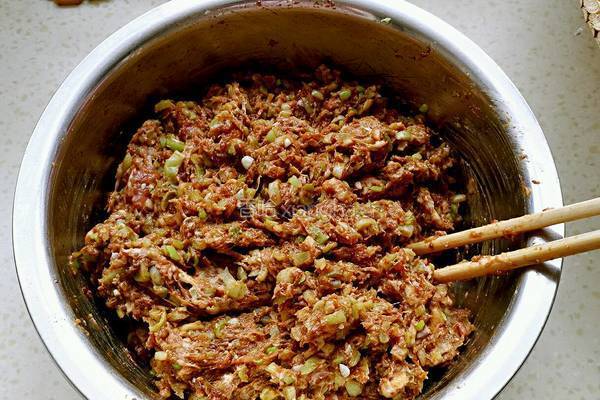 猪肉芸豆大包子的做法图解10