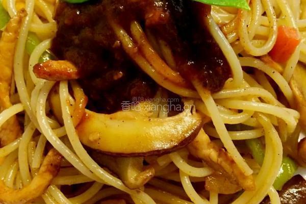 黑胡椒鸡脯意大利面的做法图解6