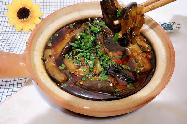 鱼香茄子煲
