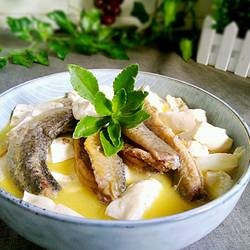 泥鳅炖豆腐的做法[图]