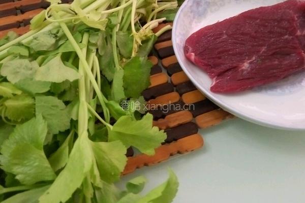 芹菜炒牛肉的做法图解1