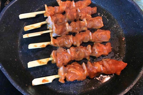 香煎骨肉相连的做法图解2
