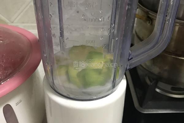 牛油果牛奶果泥的做法图解1