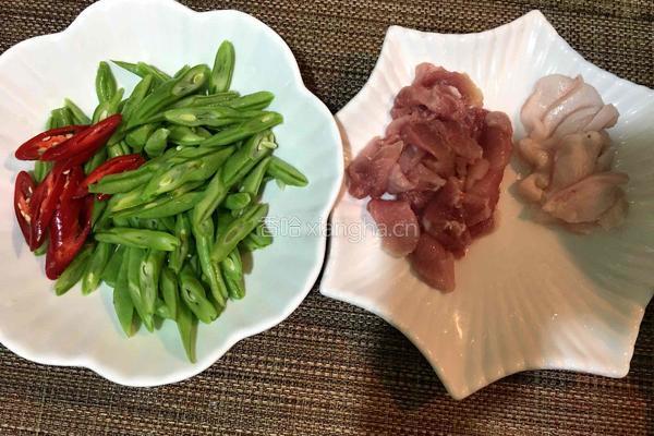四季豆炒肉的做法图解2