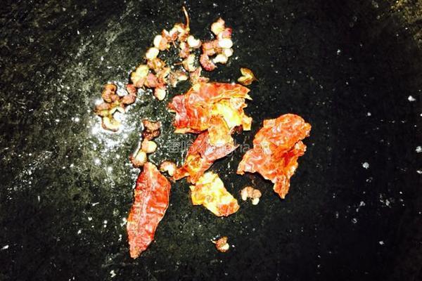 新疆风味菠萝蛋炒饭的做法图解7
