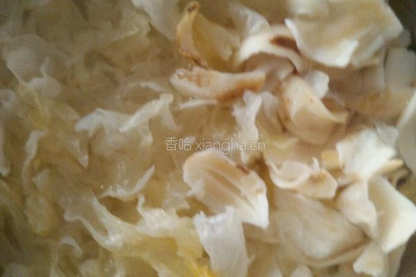 南瓜银耳清心丸的做法图解1
