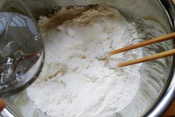 锅贴饺子的做法图解1