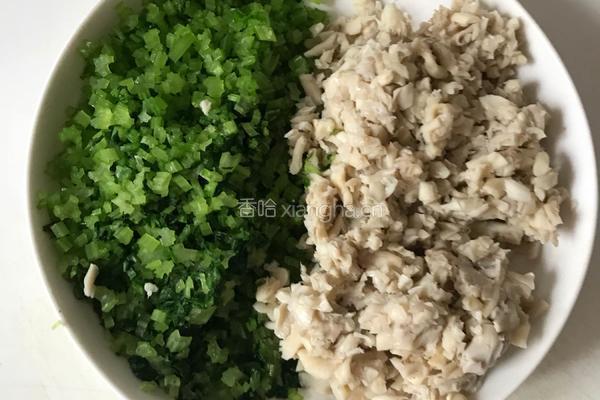 黄蘑芹菜猪肉饺子的做法图解4