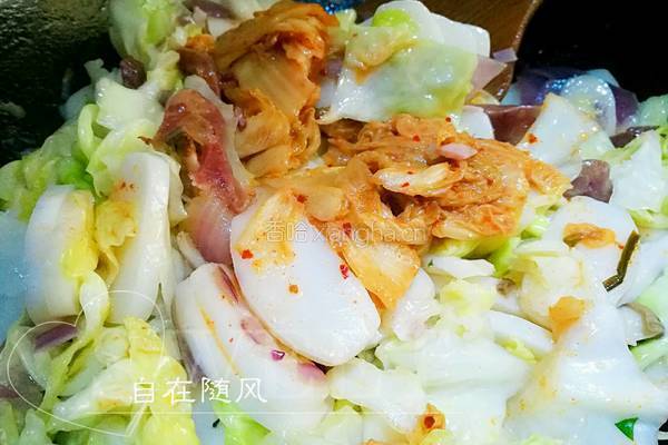 辣白菜炒年糕的做法图解4
