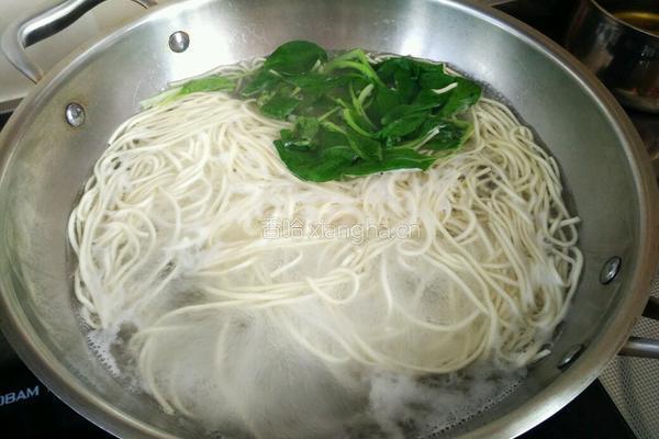 肉酱汤面的做法图解3
