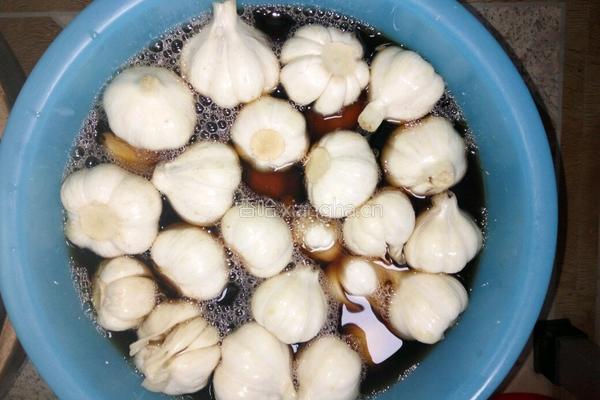 糖醋蒜头的做法图解5