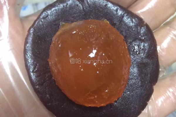 三色蛋黄酥的做法图解4