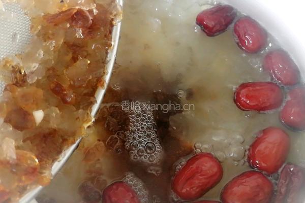 桃胶丑耳红枣羹的做法图解9