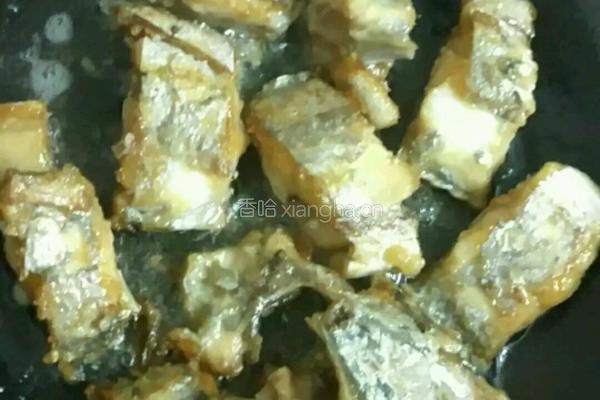 香煎带鱼的做法图解6