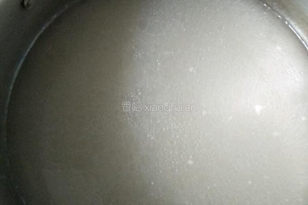 猪蹄汤面鱼的做法图解4