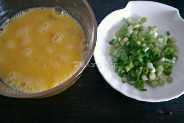 酱油炒饭的做法图解2