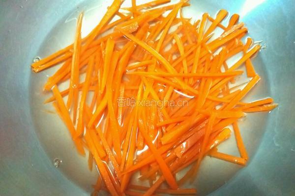 凉拌黄瓜豆干的做法图解3
