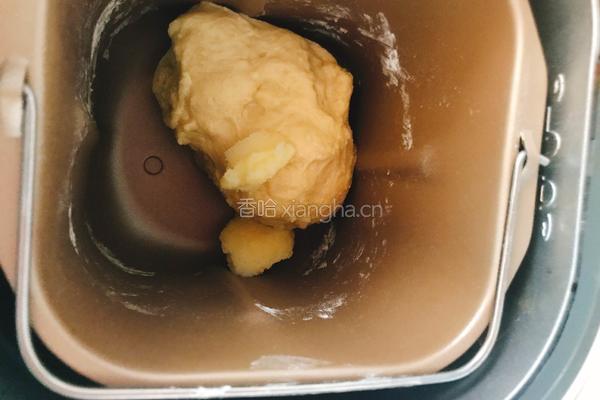 松软香葱肉松面包的做法图解5