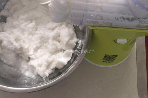 水晶紫薯卷的做法图解1