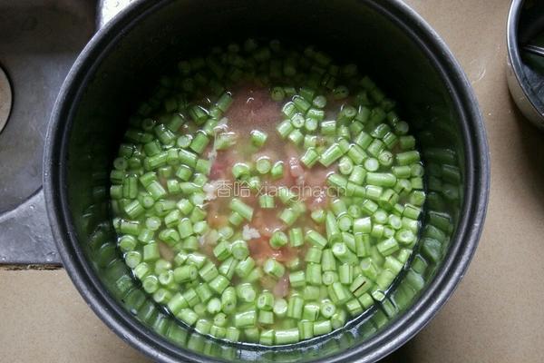 豆角瘦肉饭的做法图解2