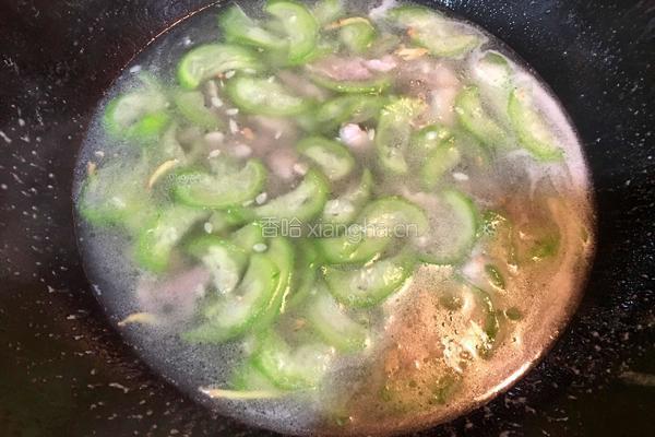 丝瓜肉片汤的做法图解6