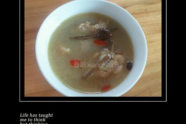 茶树菇煲土鸡