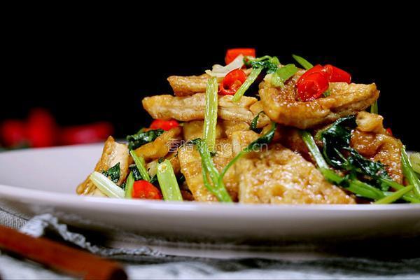 外酥里嫩的煎豆腐